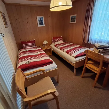 Suveran 2 * Arosa